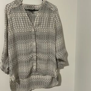 Banana Republic Printed Geometric Lightweight Blouse Career Work Office Size L
